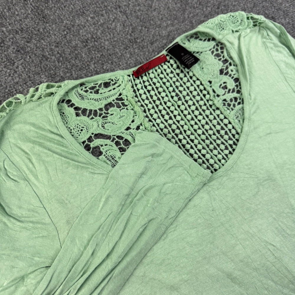 BKE Red Crochet Lace Back Top M Mint Green Long Sleeve Peplum Blouse Womens